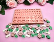 Load image into Gallery viewer, 3D Mum Scoopie (49 Cell)