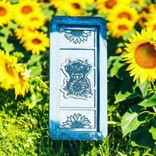 Load image into Gallery viewer, Highland Cow Snapbar