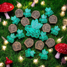 Load image into Gallery viewer, Fairy Frog Flat CHUNKIES & Mini