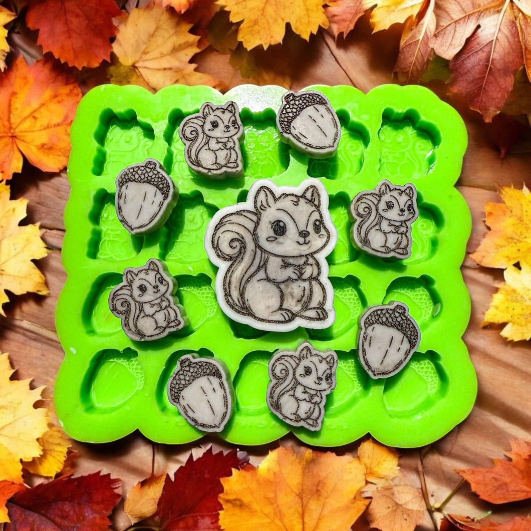 Squirrel & Acorn CHUNKIES & Mini